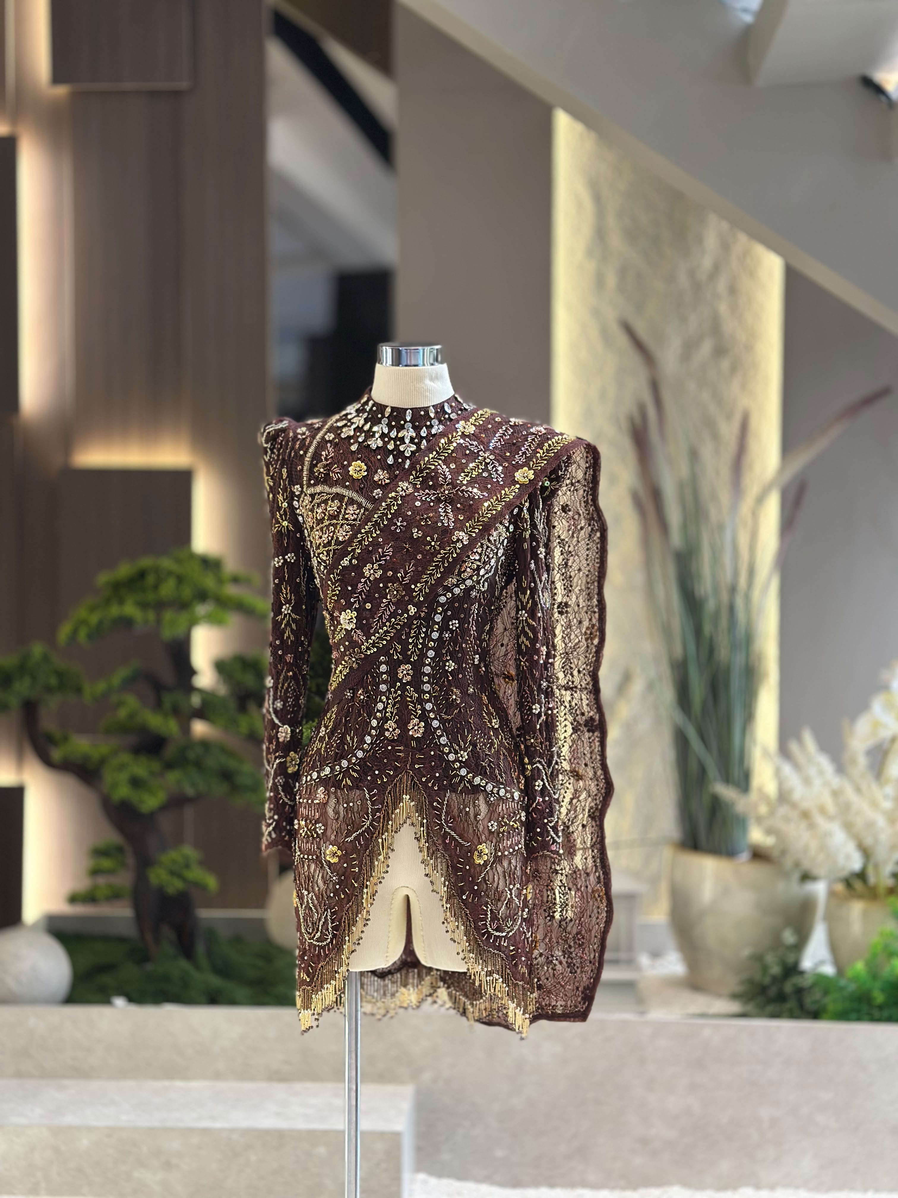 Kebaya coklat mahogany 6 ld 100